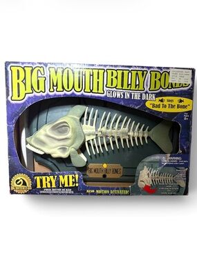 Vintage 2000 Gemmy Big Mouth Billy Bones Glows in the dark Sings Bad to the Bone